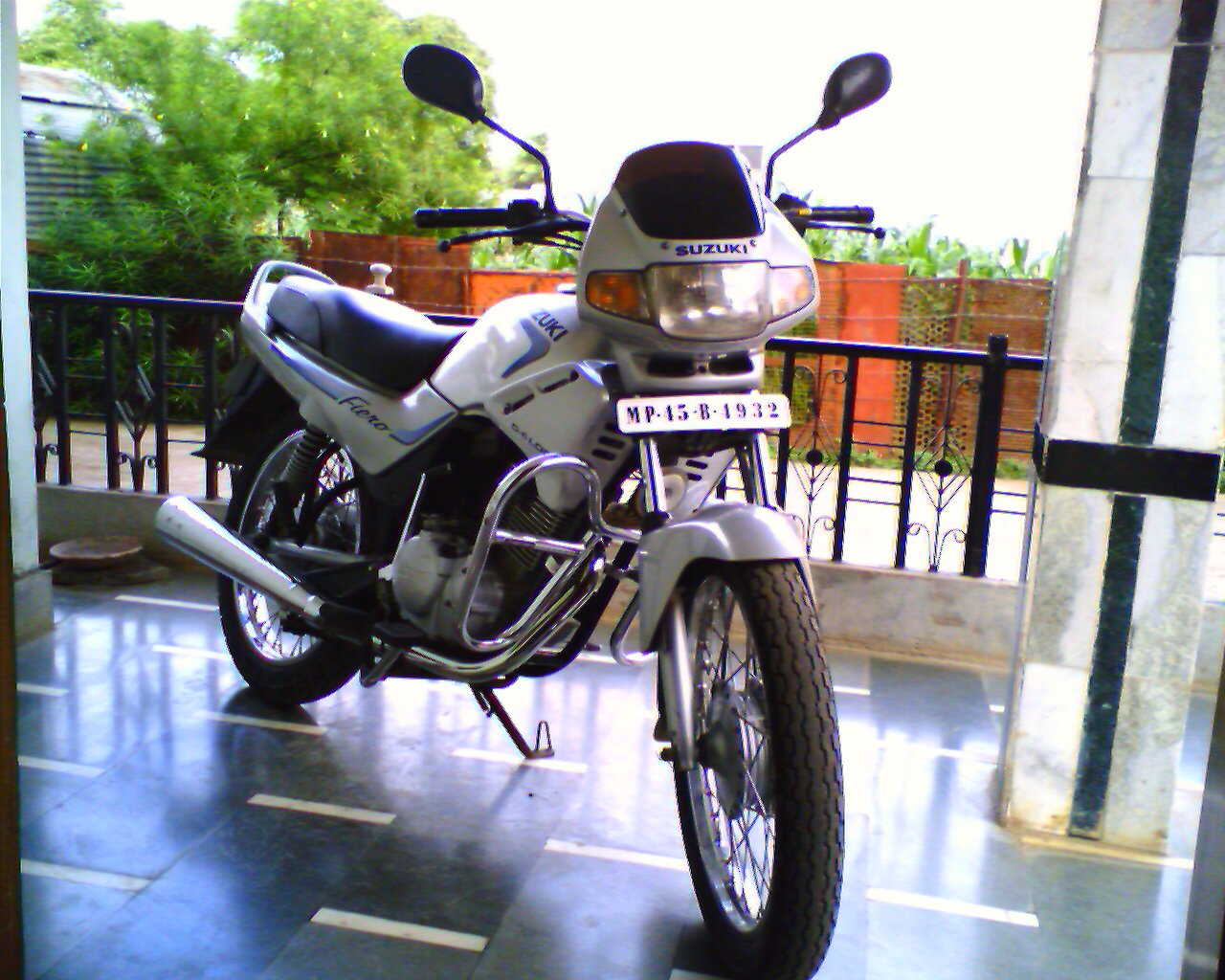 Tvs Suzuki